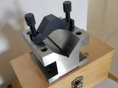 铸钢V型架